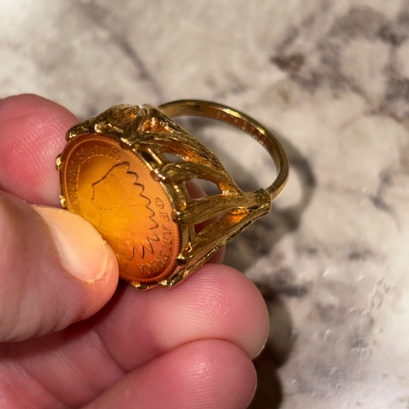 Gold Coin Ring - Picture 9 of 10